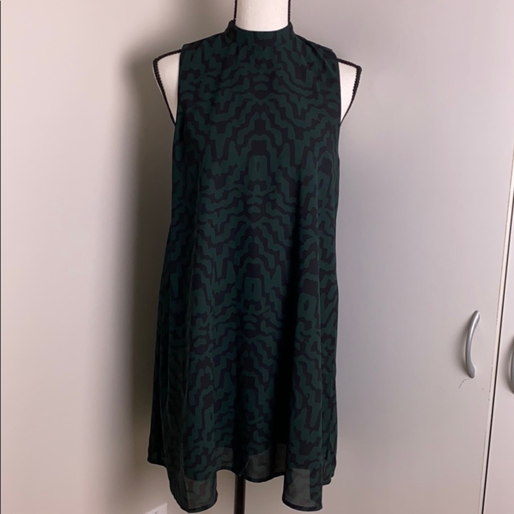 BB Dakota Green & Black Shift Dress Aztec Pattern